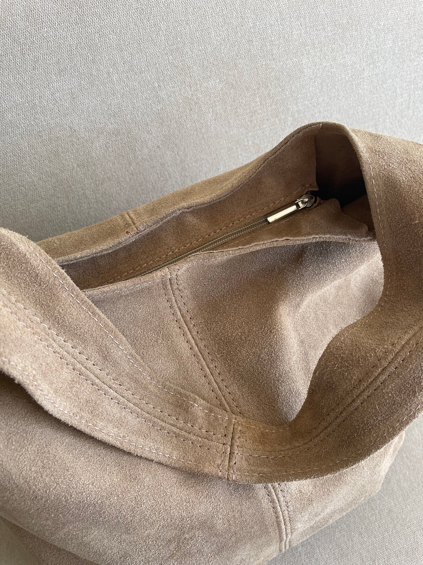Abby Suede Bag | Sand