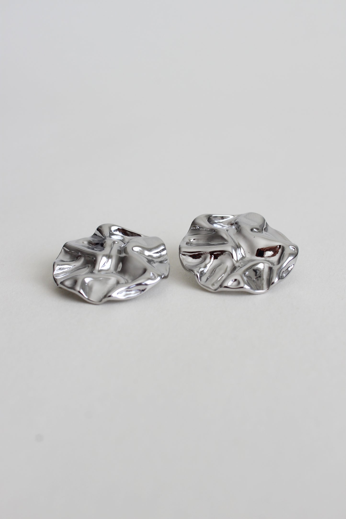 Holly Earstuds | Silver
