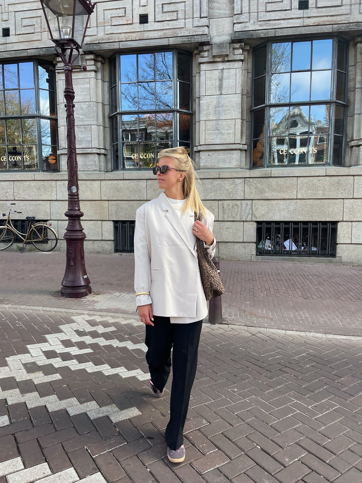 Sofia Blazer | Sand