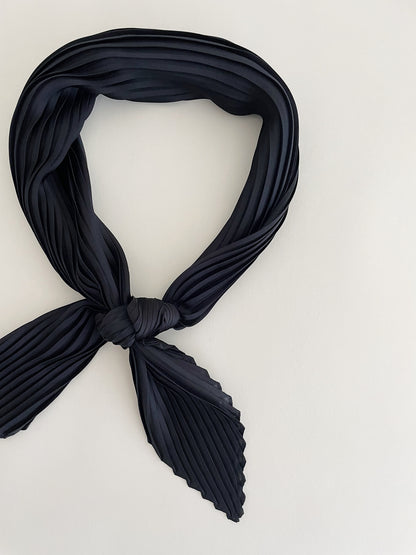 May Scarf | Black