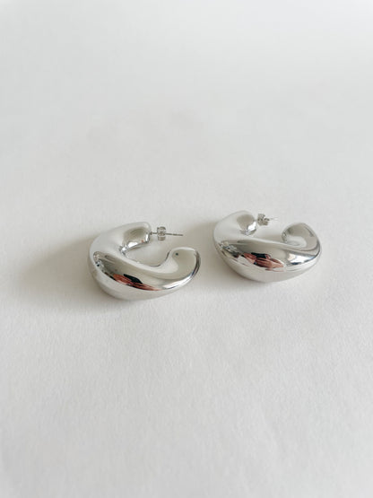 Liv Earrings | Silver