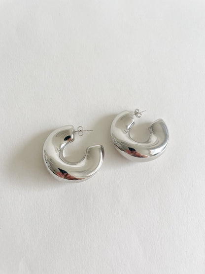 Liv Earrings | Silver