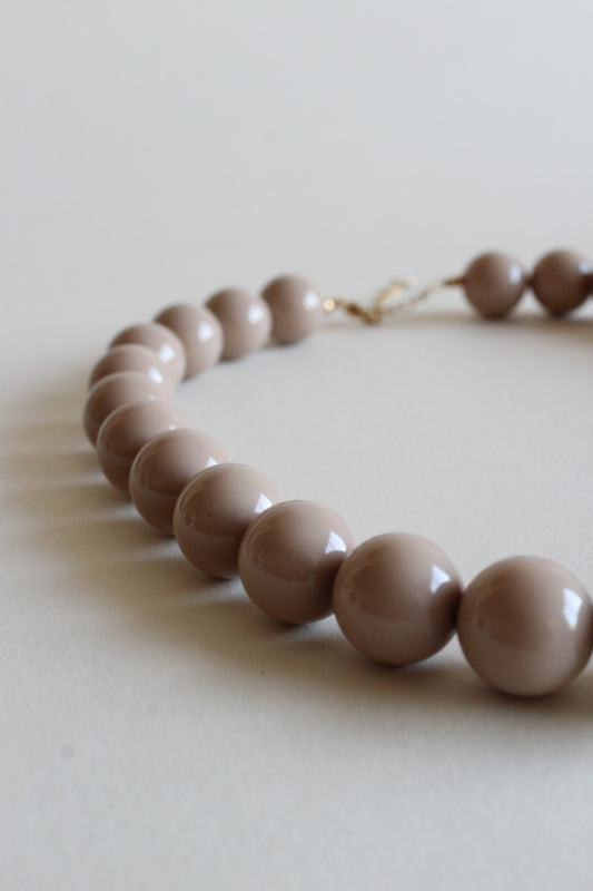 Big Shapes Necklace | Taupe