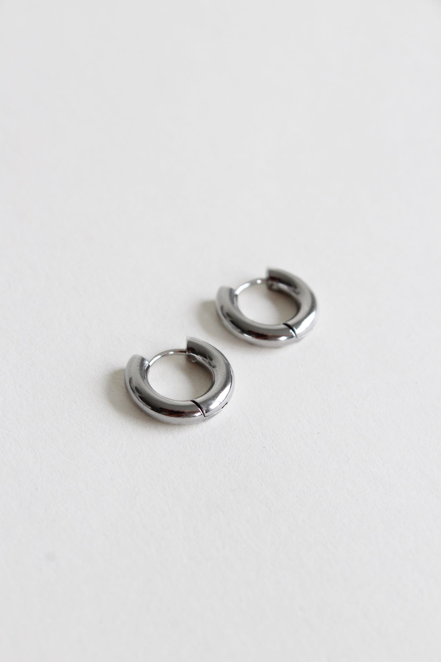 Classic Earrings Small | Silver